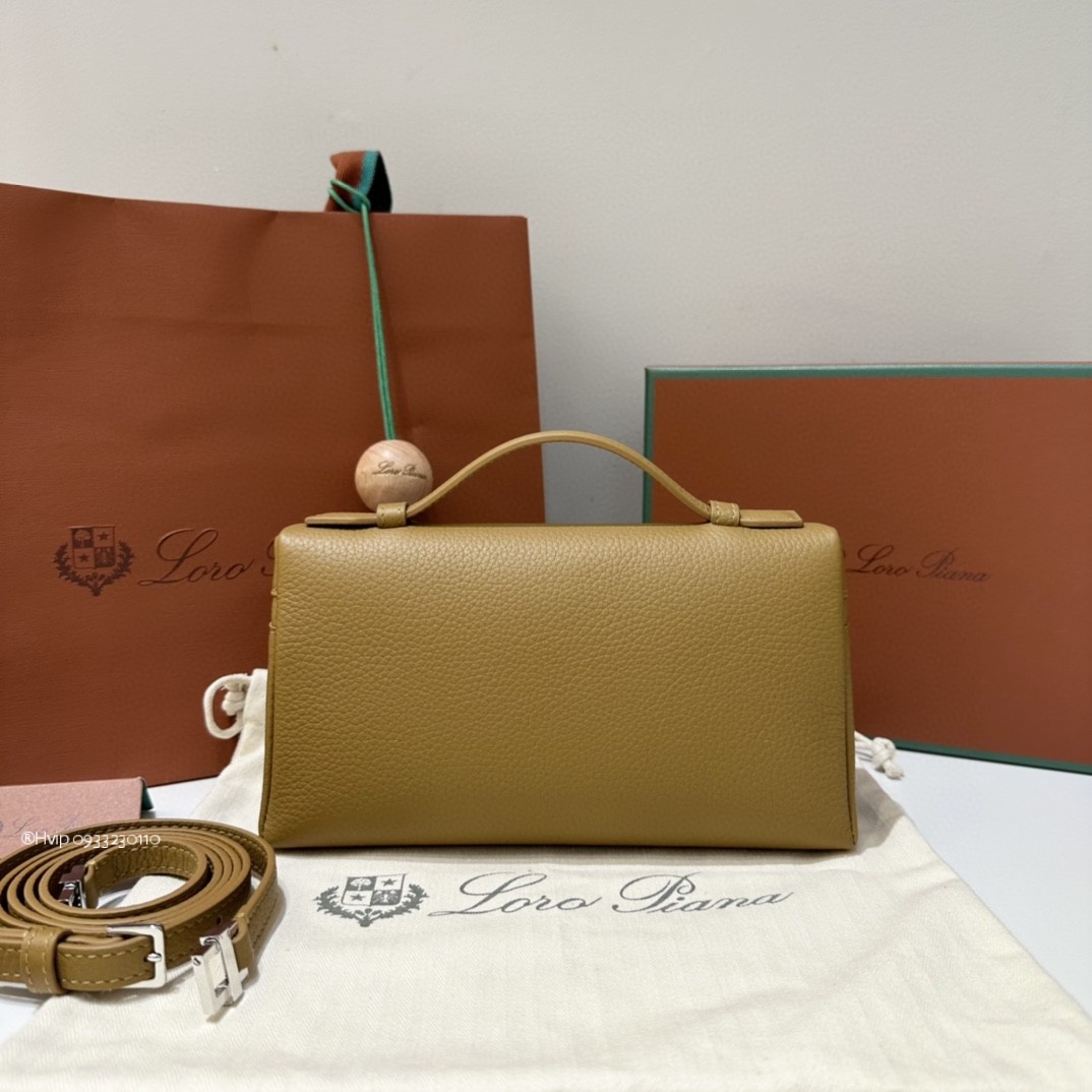 Loro Piana Extra Pocket L19 Grained Calfskin FAN4045