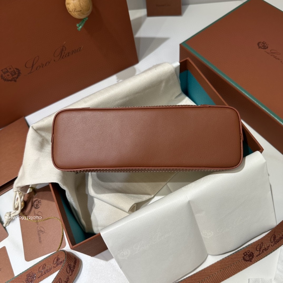 Loro Piana Extra Pocket L19 Grained Calfskin FAN4045