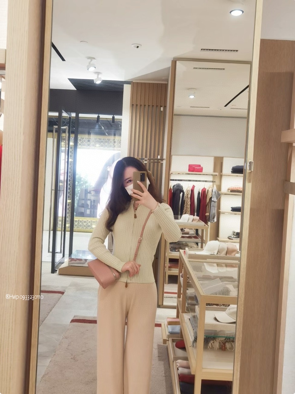 Loro Piana Extra Pocket L19 Grained Calfskin FAN4045 pink