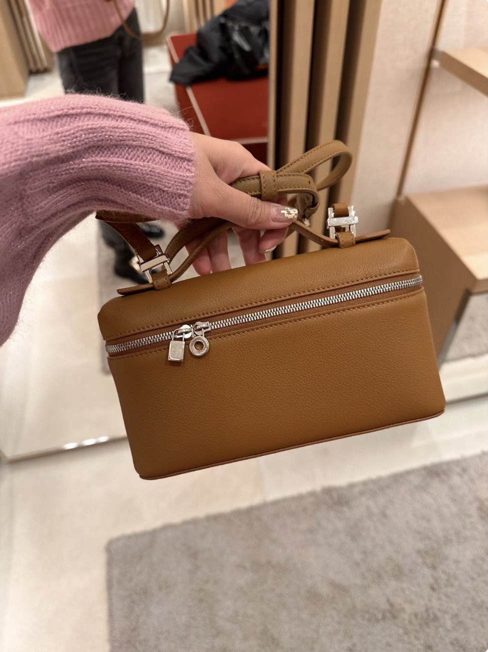 Loro Piana Extra Pocket L19 Grained Calfskin FAN4045