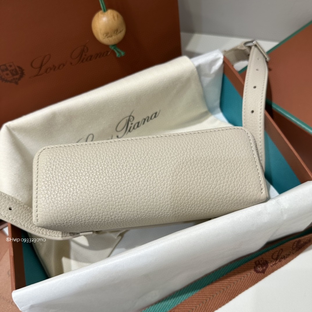 Loro Piana Extra pocket L16 Belt Bag