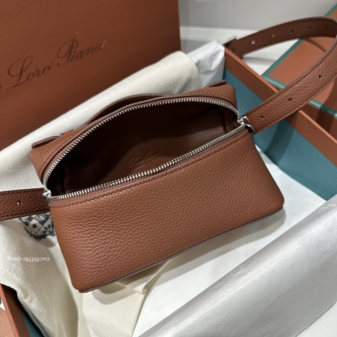 Loro Piana Extra pocket L16 Belt Bag