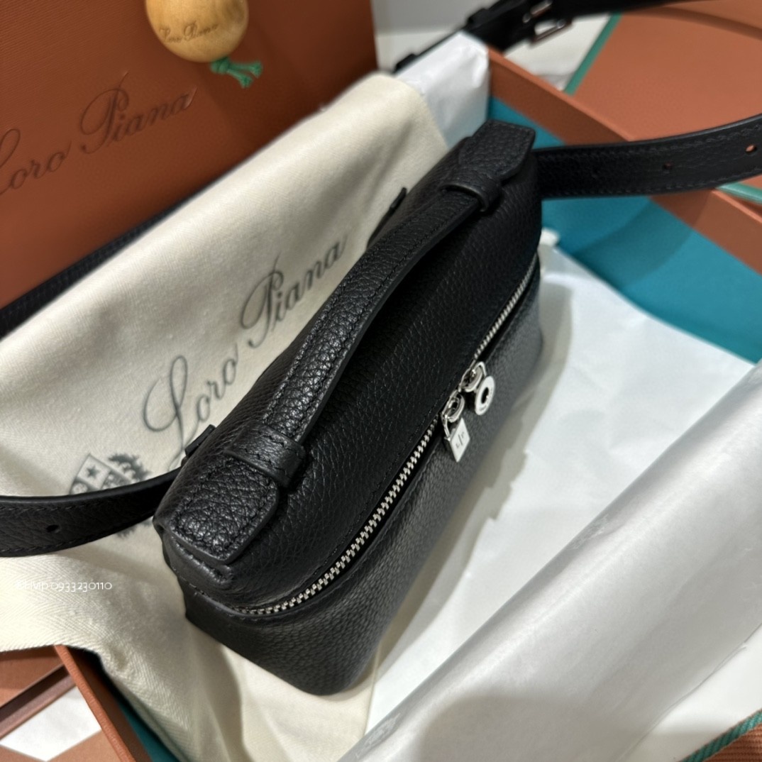 Loro Piana Extra pocket L16 Belt Bag