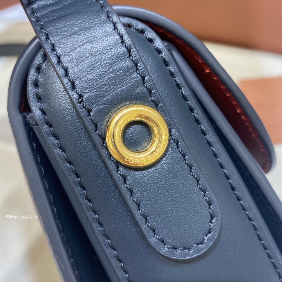 Delvaux small Ghiera bag Smooth Calfskin FAO1146 blue Navy