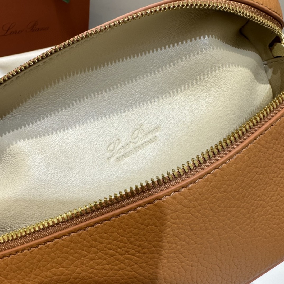 Loro Piana Extra Pocket L19 Grained Calfskin FAN4045