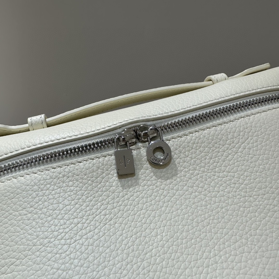 Loro Piana Extra Pocket L19 Grained Calfskin FAN4045