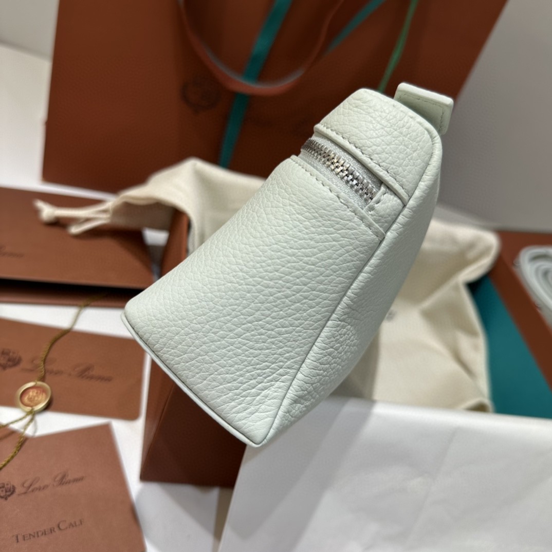 Loro Piana Extra Pocket L19 Grained Calfskin FAN4045