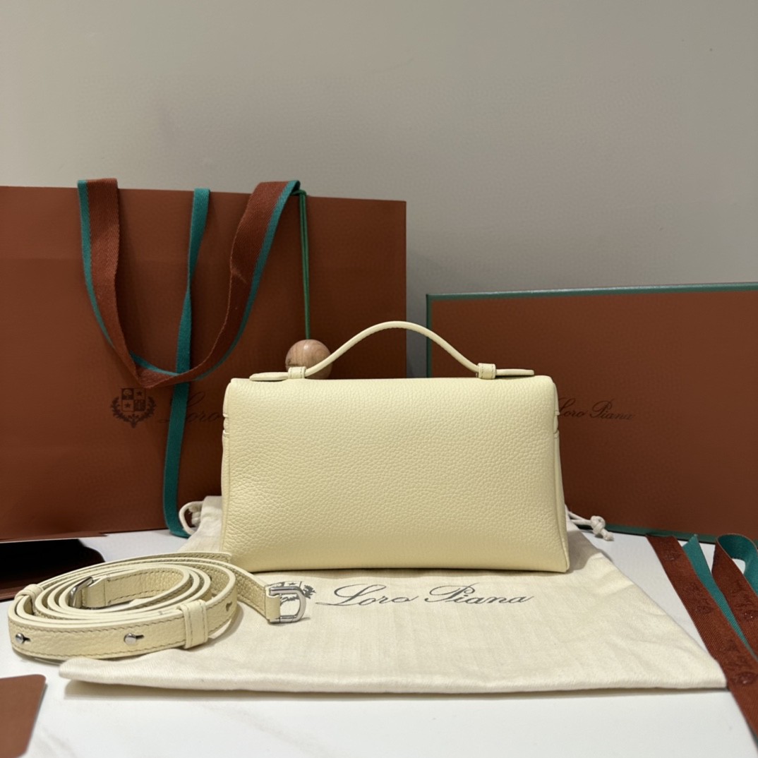 Loro Piana Extra Pocket L19 Grained Calfskin FAN4045