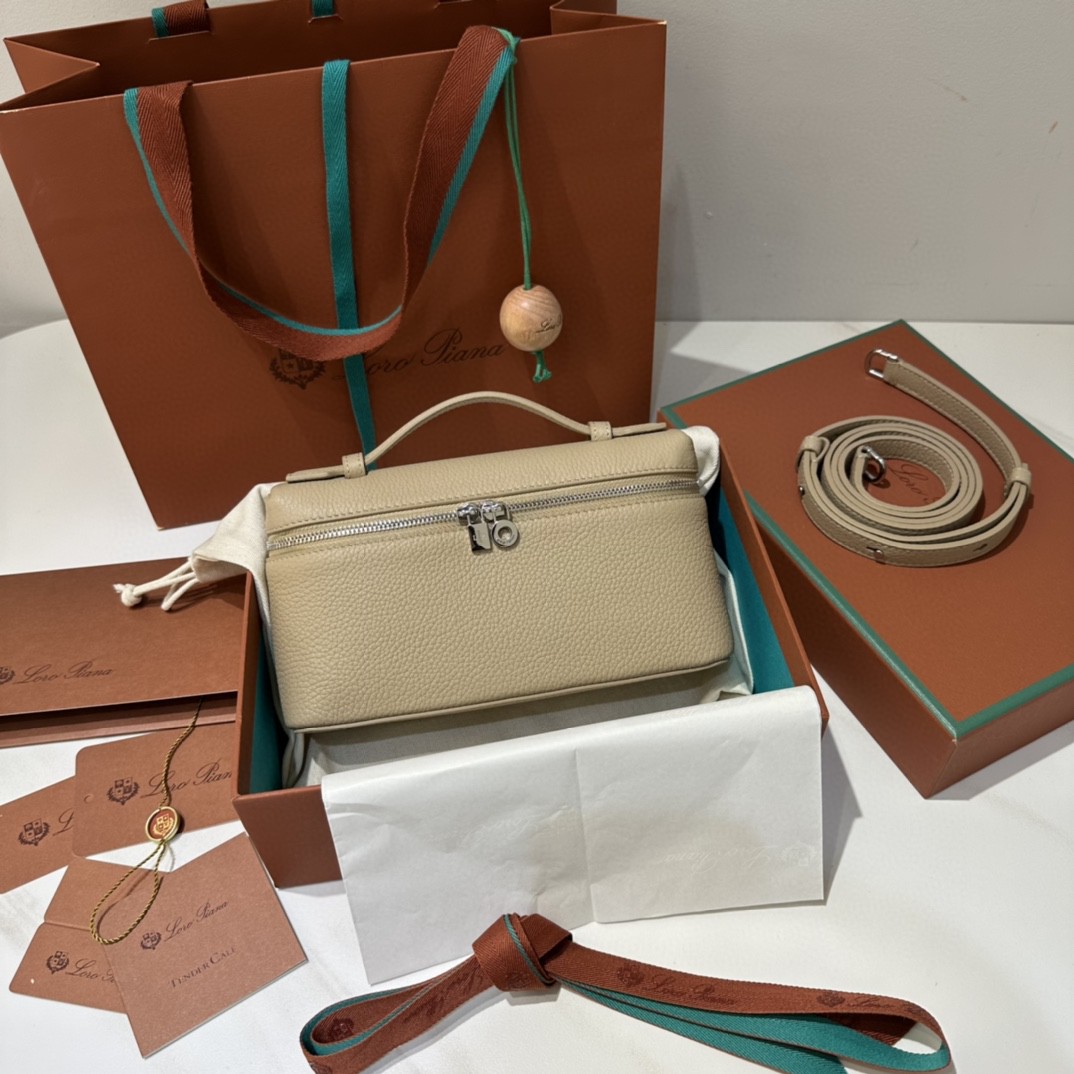 Loro Piana Extra Pocket L19 Grained Calfskin FAN4045