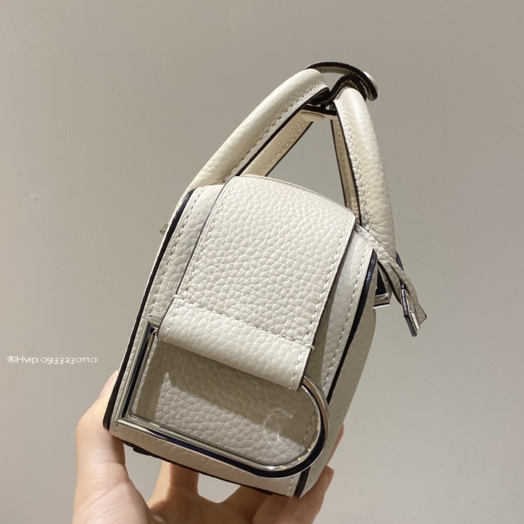 Delvaux Cool Box Nano in Taurillon Soft AA0669AQY Sesame