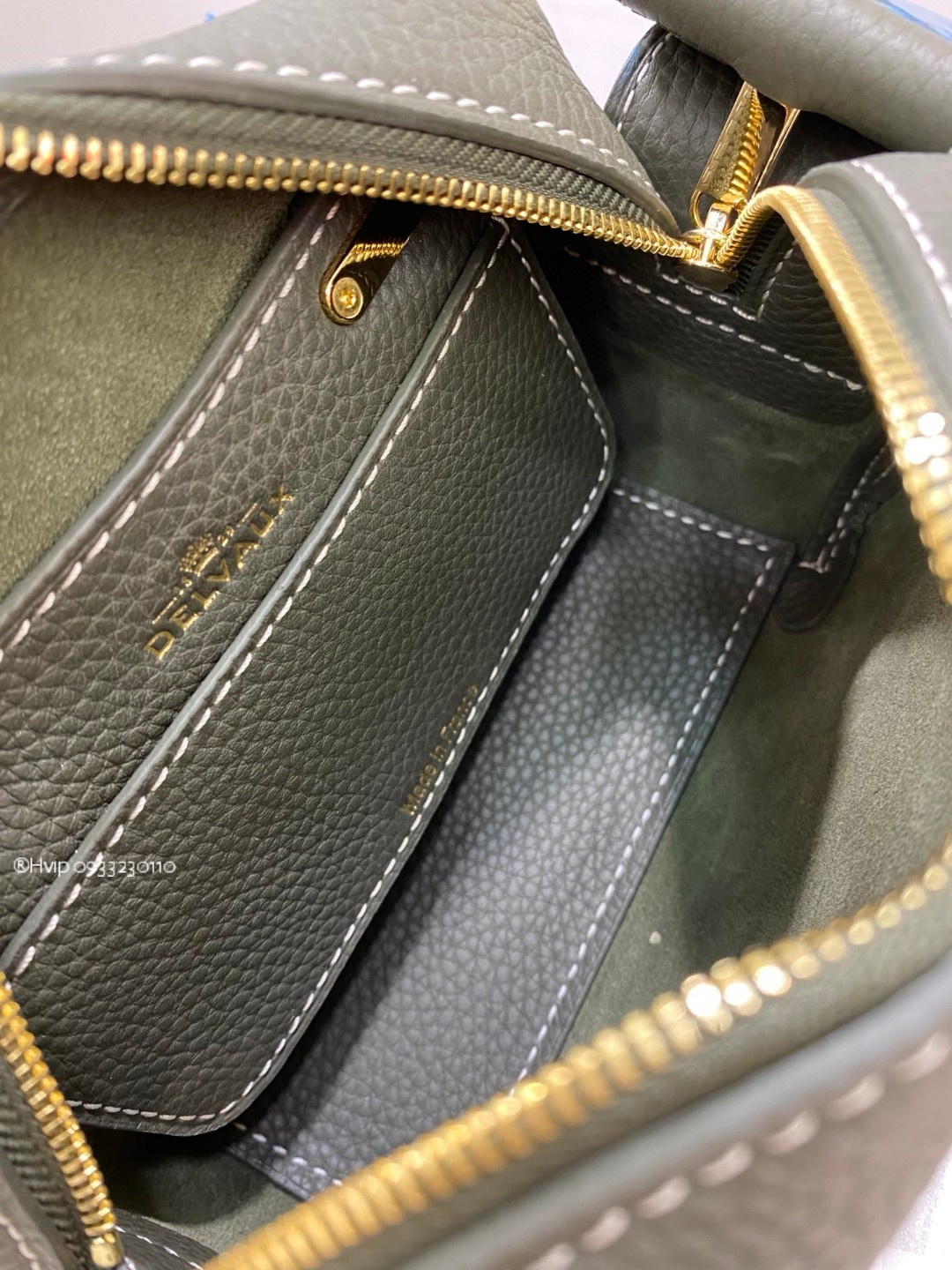 Delvaux Cool Box Nano in Taurillon Soft AA0669AQY