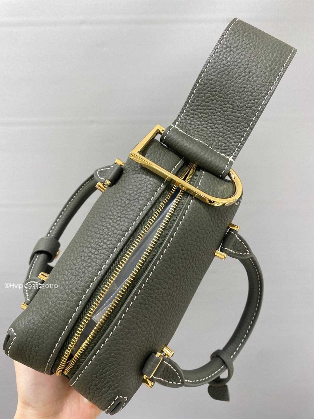 Delvaux Cool Box Nano in Taurillon Soft AA0669AQY