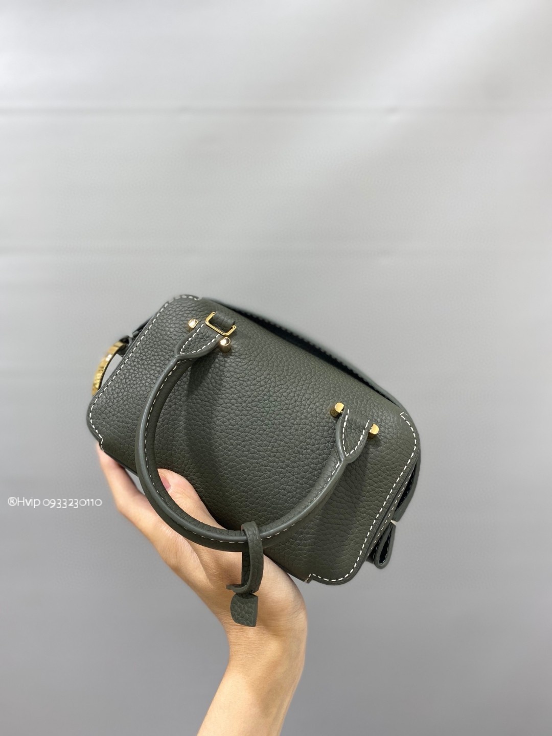 Delvaux Cool Box Nano in Taurillon Soft AA0669AQY