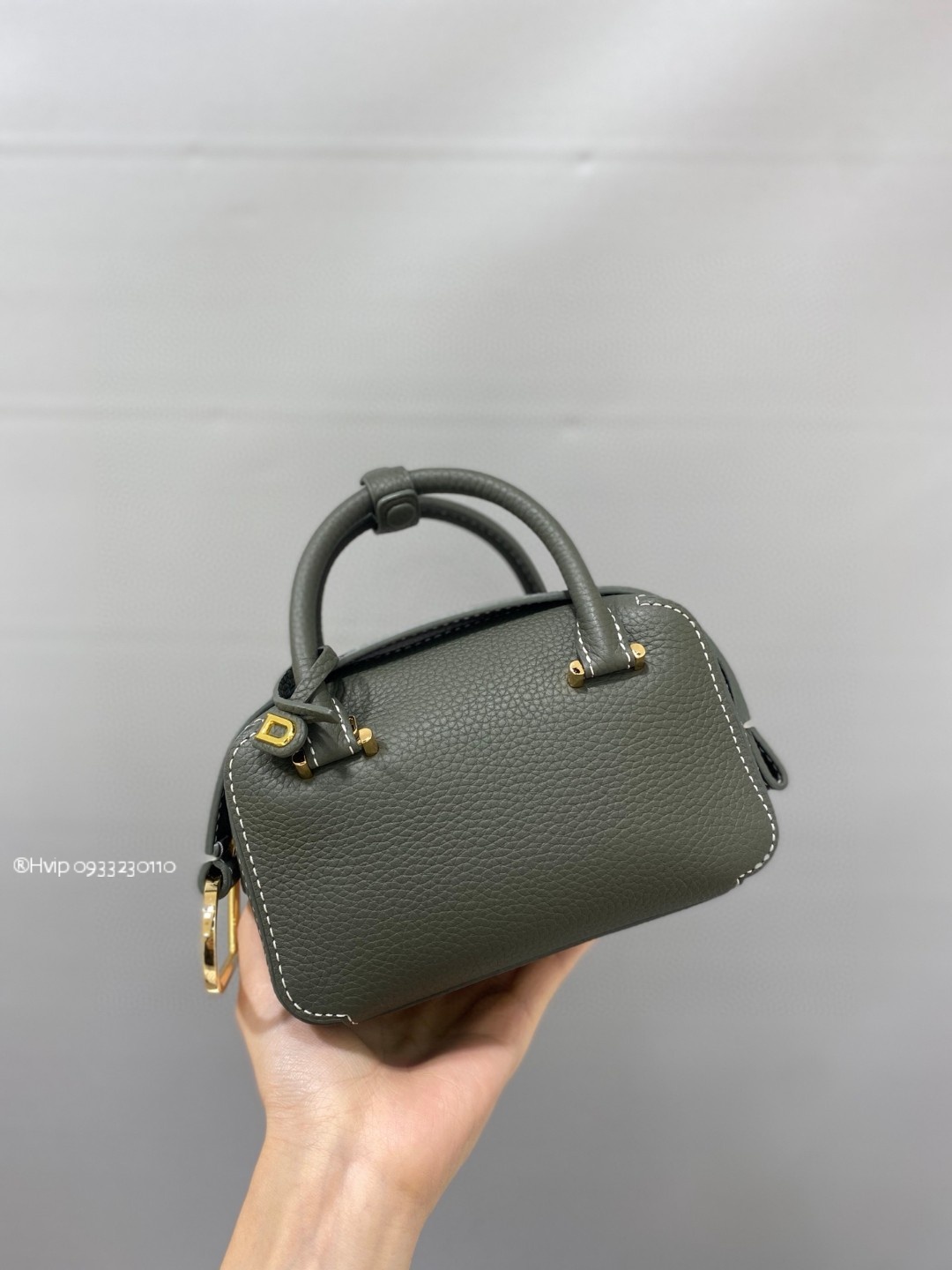 Delvaux Cool Box Nano in Taurillon Soft AA0669AQY