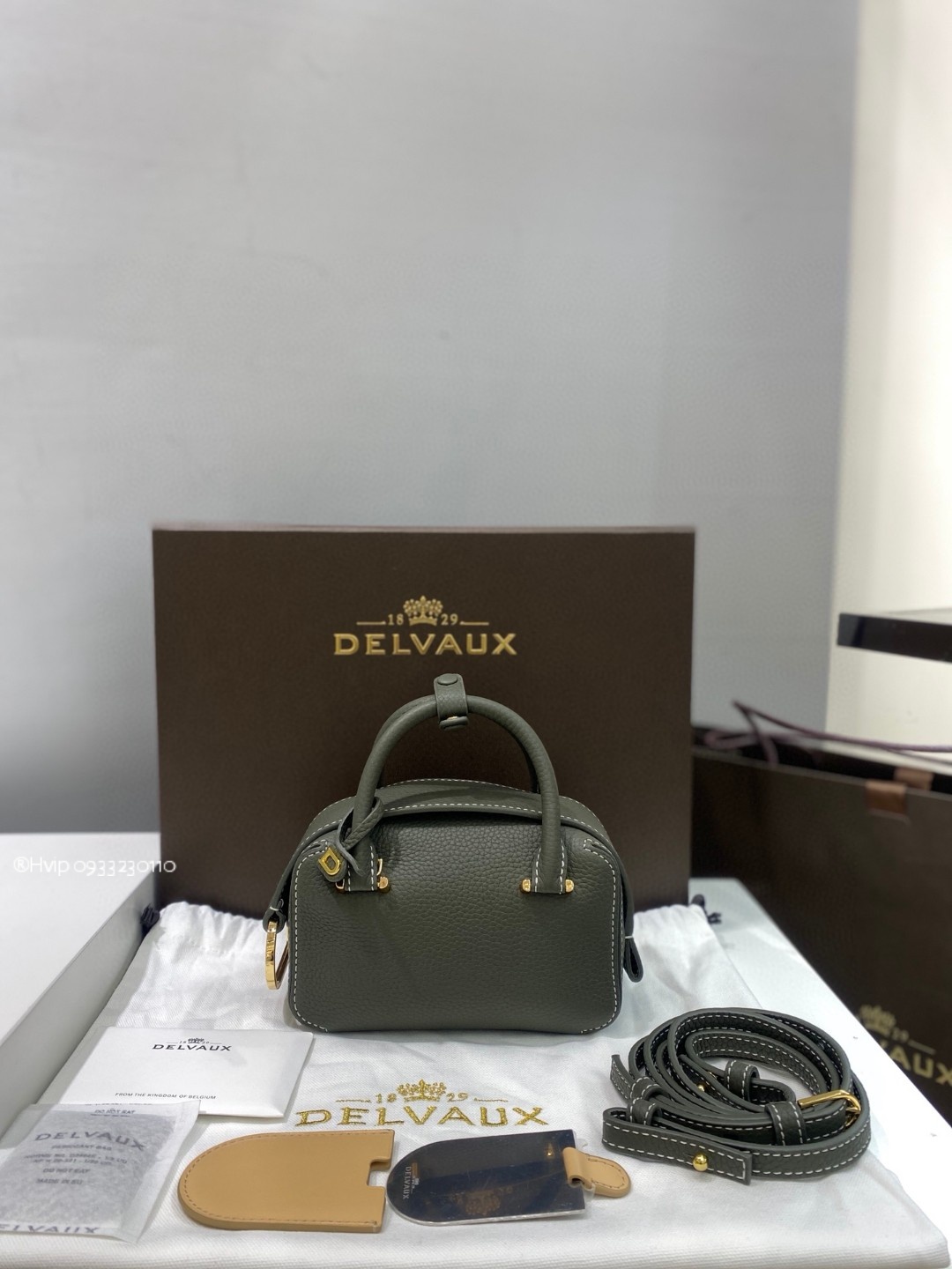 Delvaux Cool Box Nano in Taurillon Soft AA0669AQY