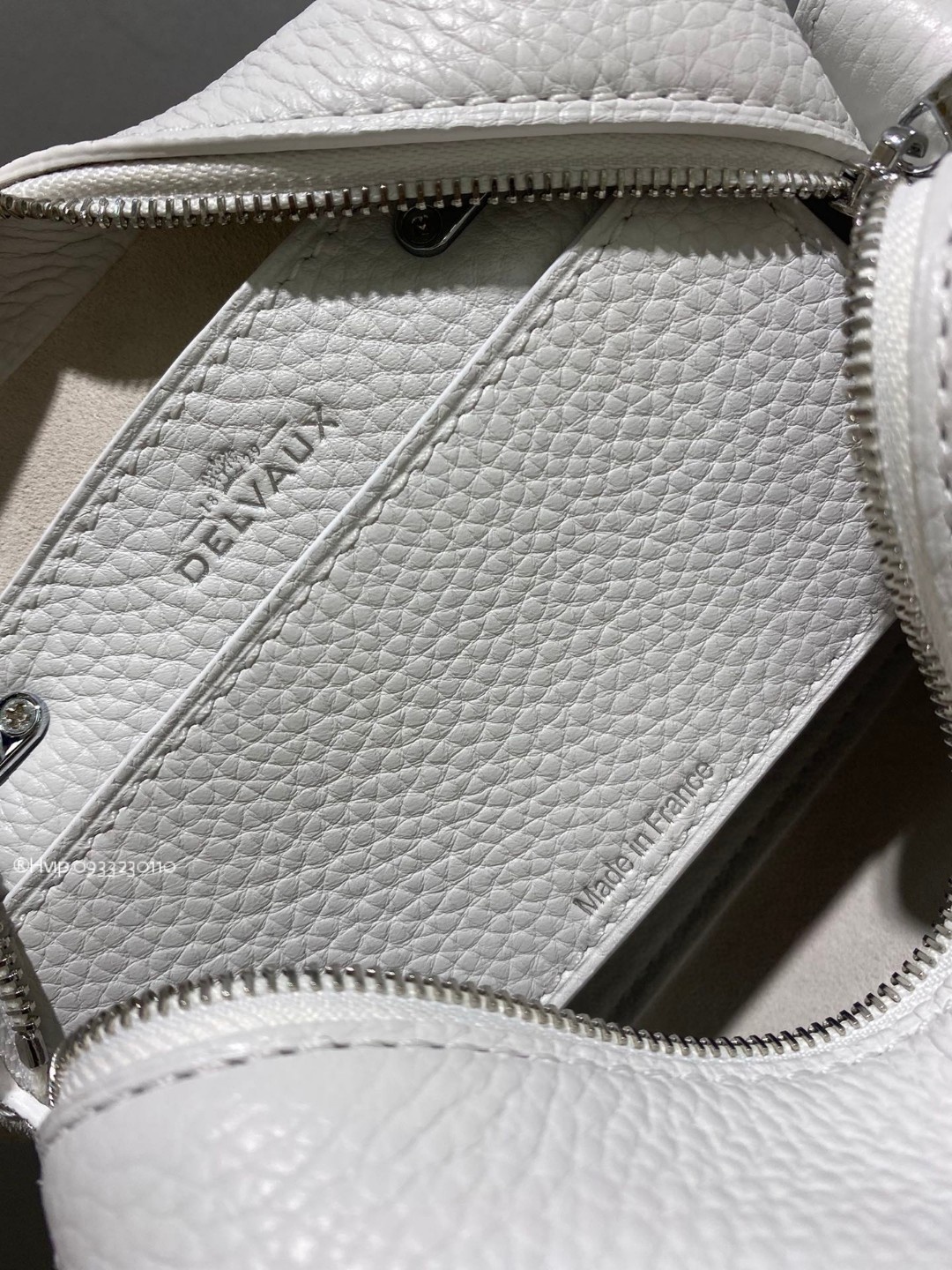 Delvaux Cool Box Nano in Taurillon Soft AA0669AQY white
