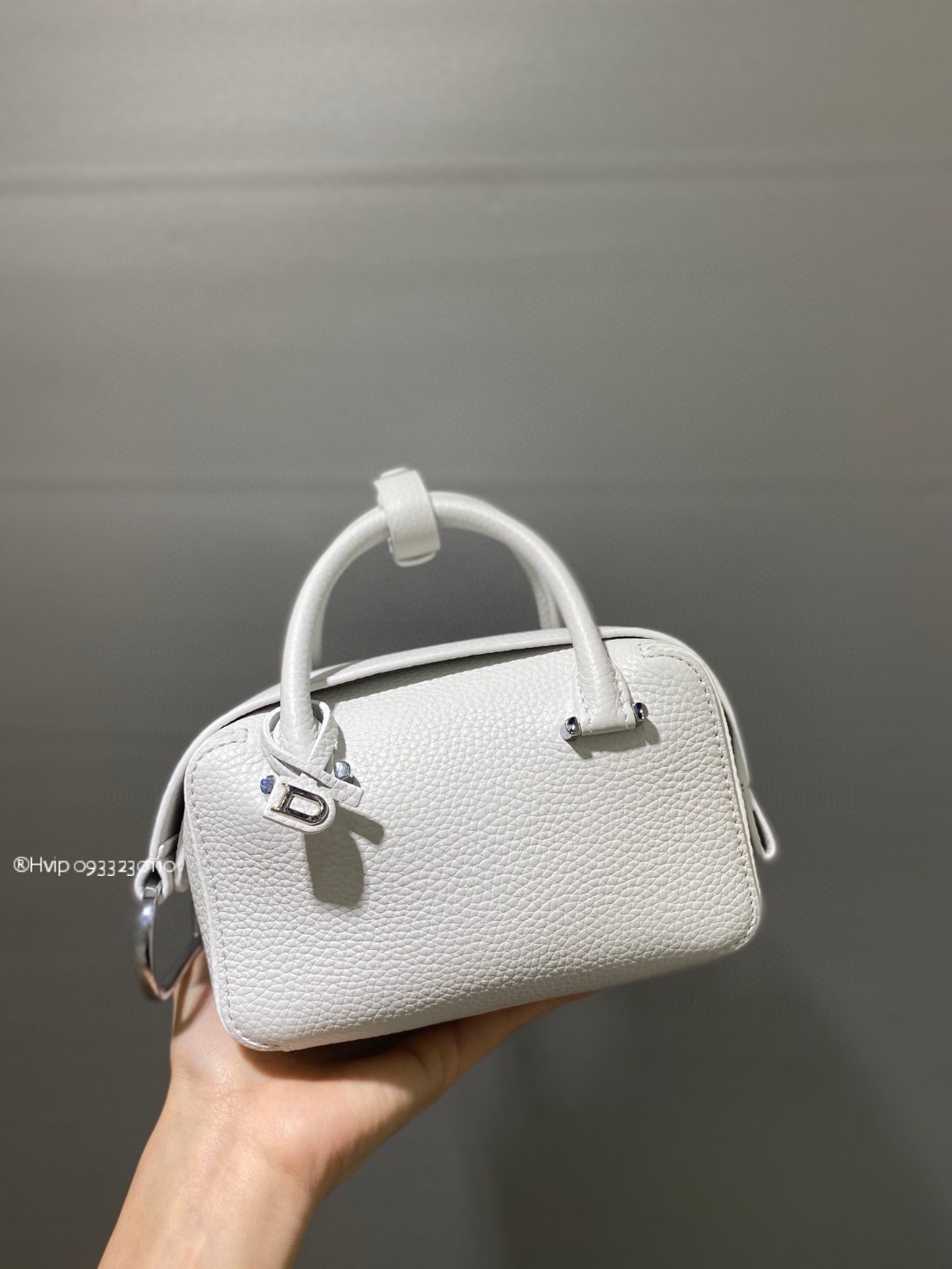 Delvaux Cool Box Nano in Taurillon Soft AA0669AQY white