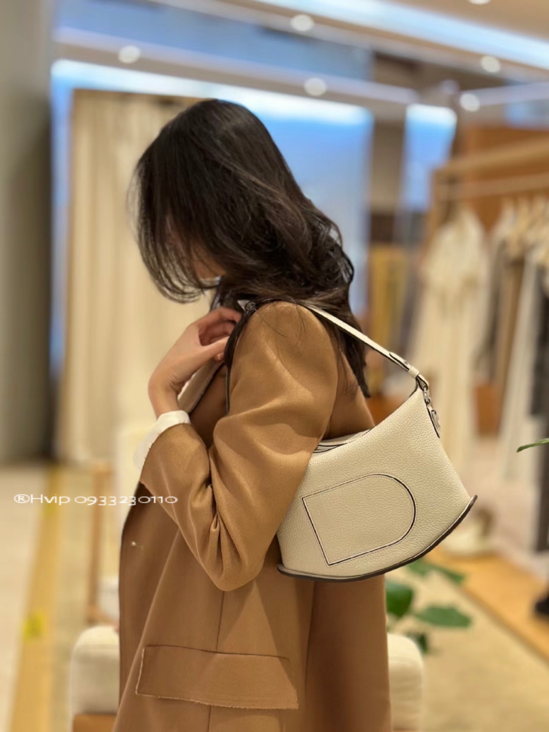 Delvaux Pin Swingin Taurillon Soft AA0601AQY
