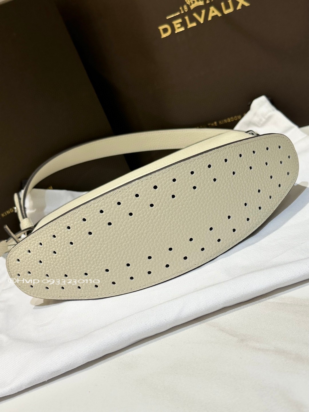 Delvaux Pin Swingin Taurillon Soft AA0601AQY