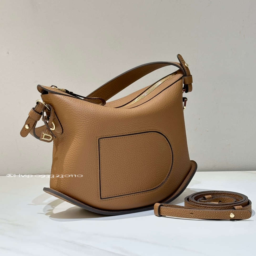Delvaux Pin Swingin Taurillon Soft AA0601AQY