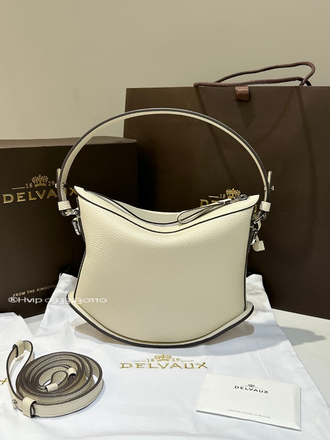 Delvaux Pin Swingin Taurillon Soft AA0601AQY