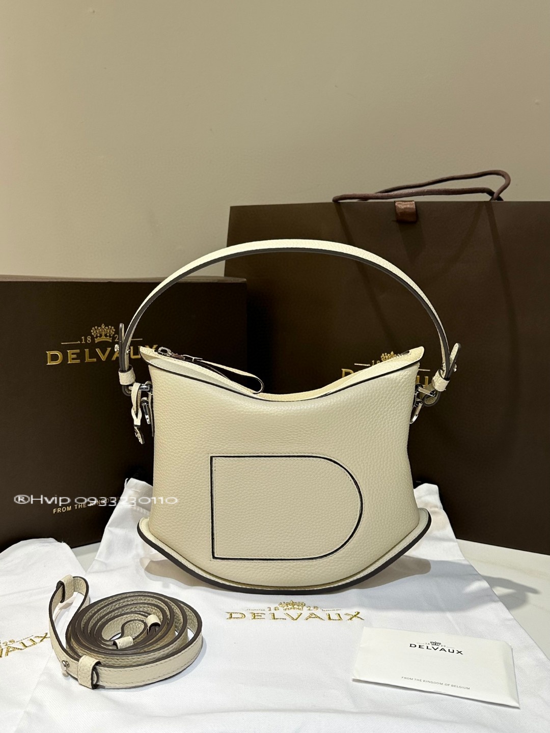 Delvaux Pin Swingin Taurillon Soft AA0601AQY