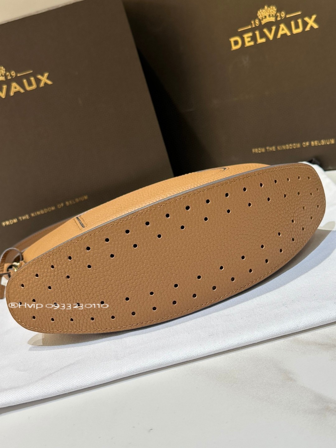 Delvaux Pin Swingin Taurillon Soft AA0601AQY