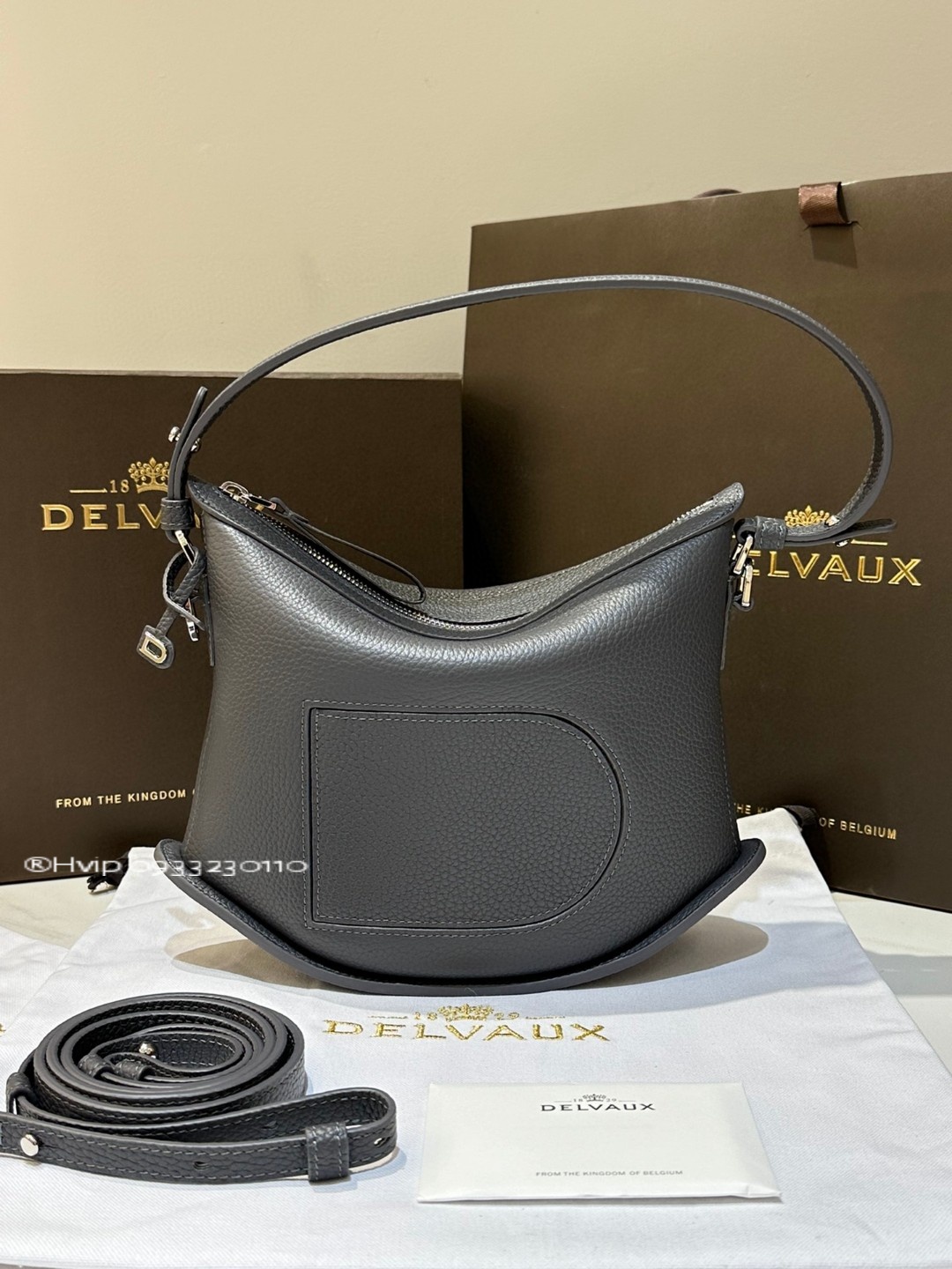 Delvaux Pin Swingin Taurillon Soft AA0601AQY gray