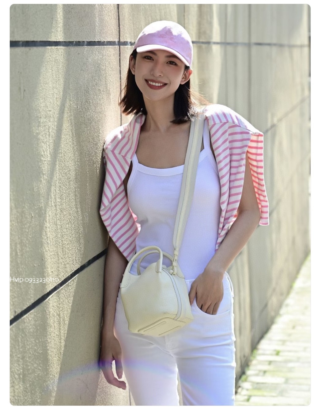 Loro Piana Micro Bale bag Grained Calfskin FAM7943 Whisper White (1615)