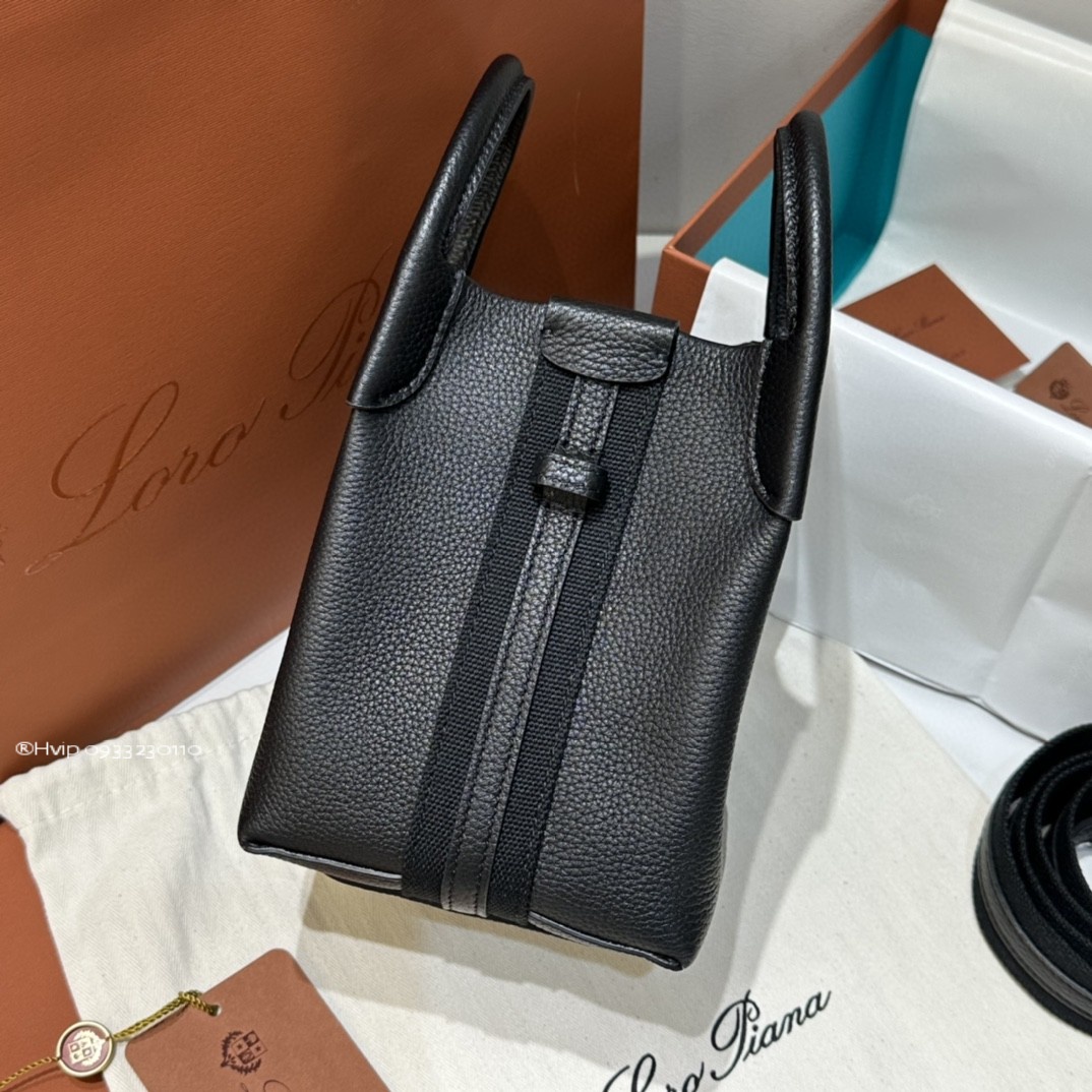Loro Piana Micro Bale bag Grained Calfskin FAM7943 black (8000)