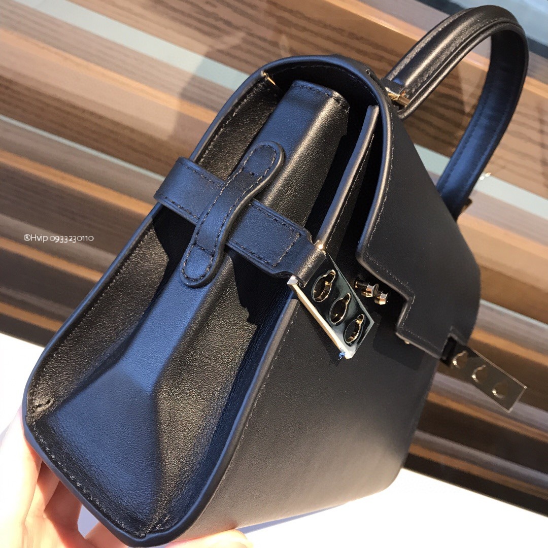 Delvaux Tempête Small in Silky Calf AA0613BQS black