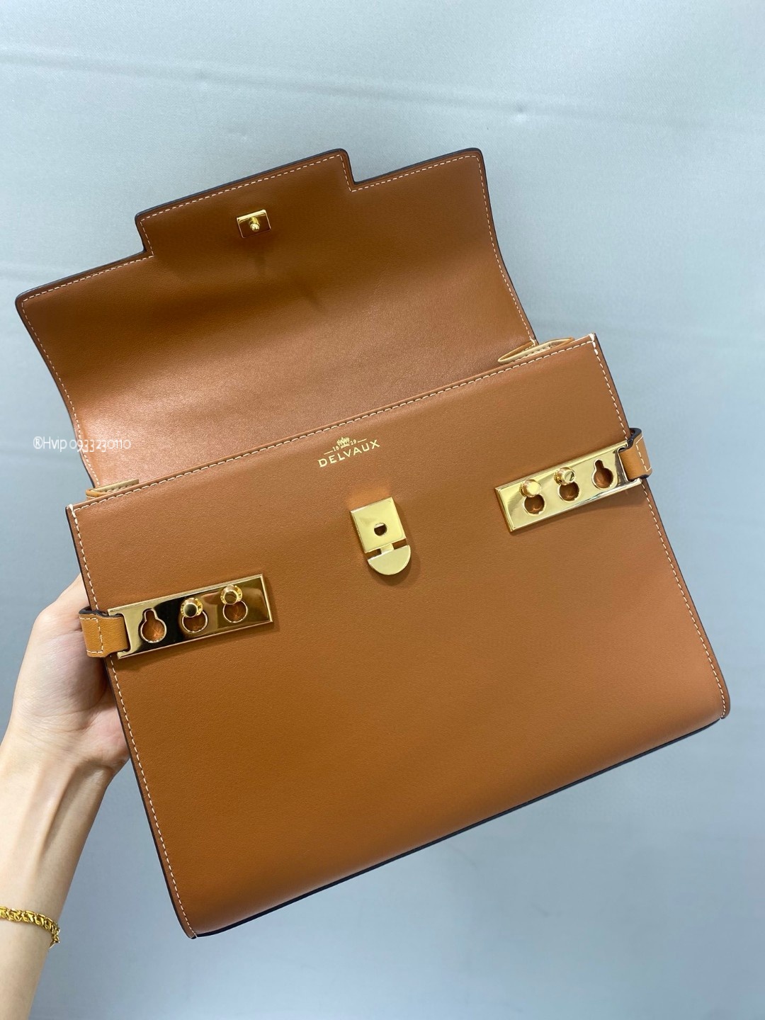 Delvaux Tempete MM in Supple Calf Bi-Colour