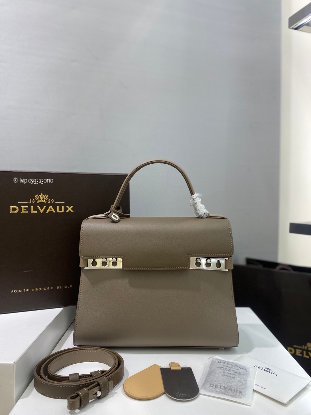 Delvaux Tempete MM in Supple Calf Bi-Colour