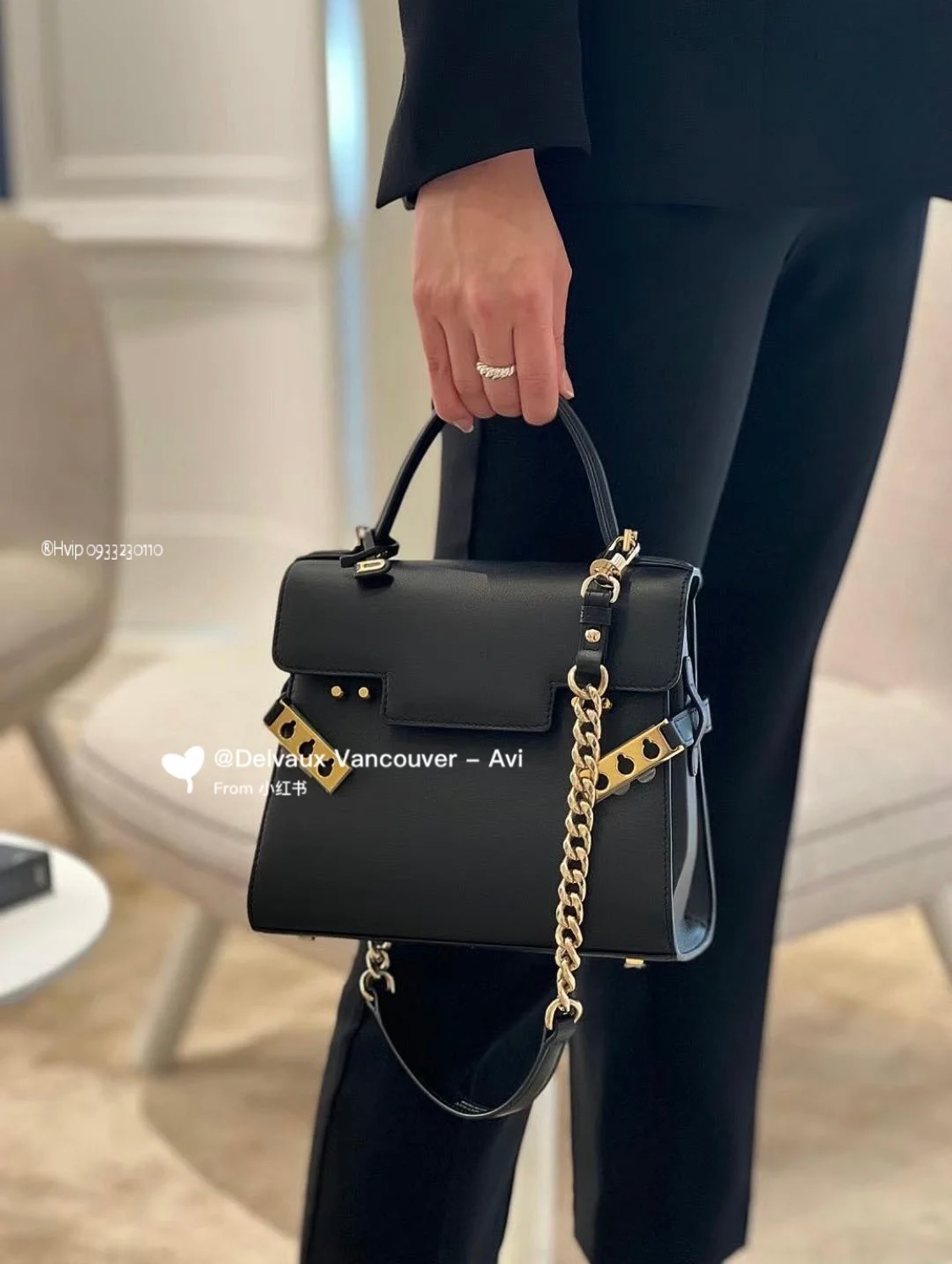 Delvaux Tempête MM in Silky Calf AA0611BQS099ZDO black GHW