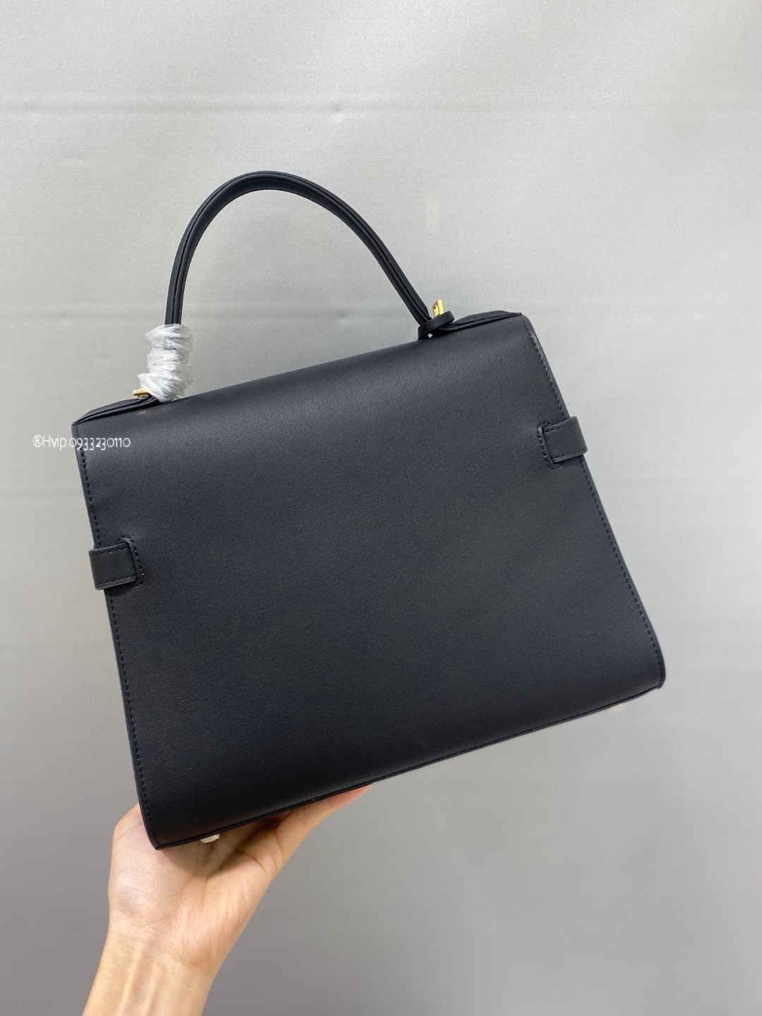 Delvaux Tempête MM in Silky Calf AA0611BQS099ZDO black GHW