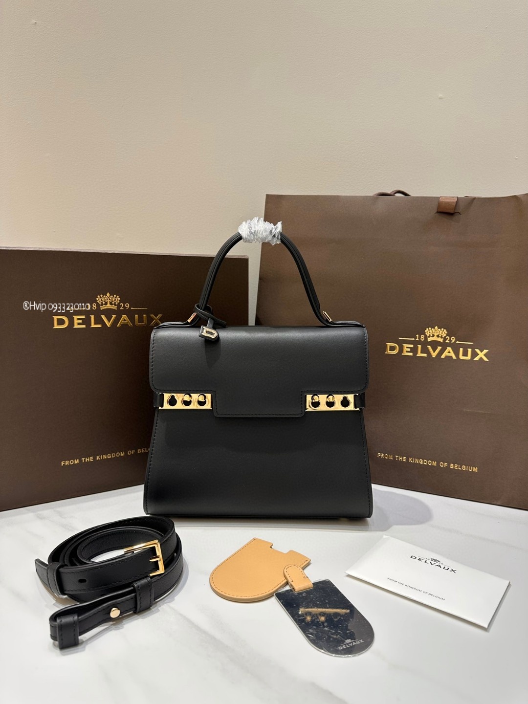 Delvaux Tempête PM in Silky Calf AA0612BQS099ZDO black GHW