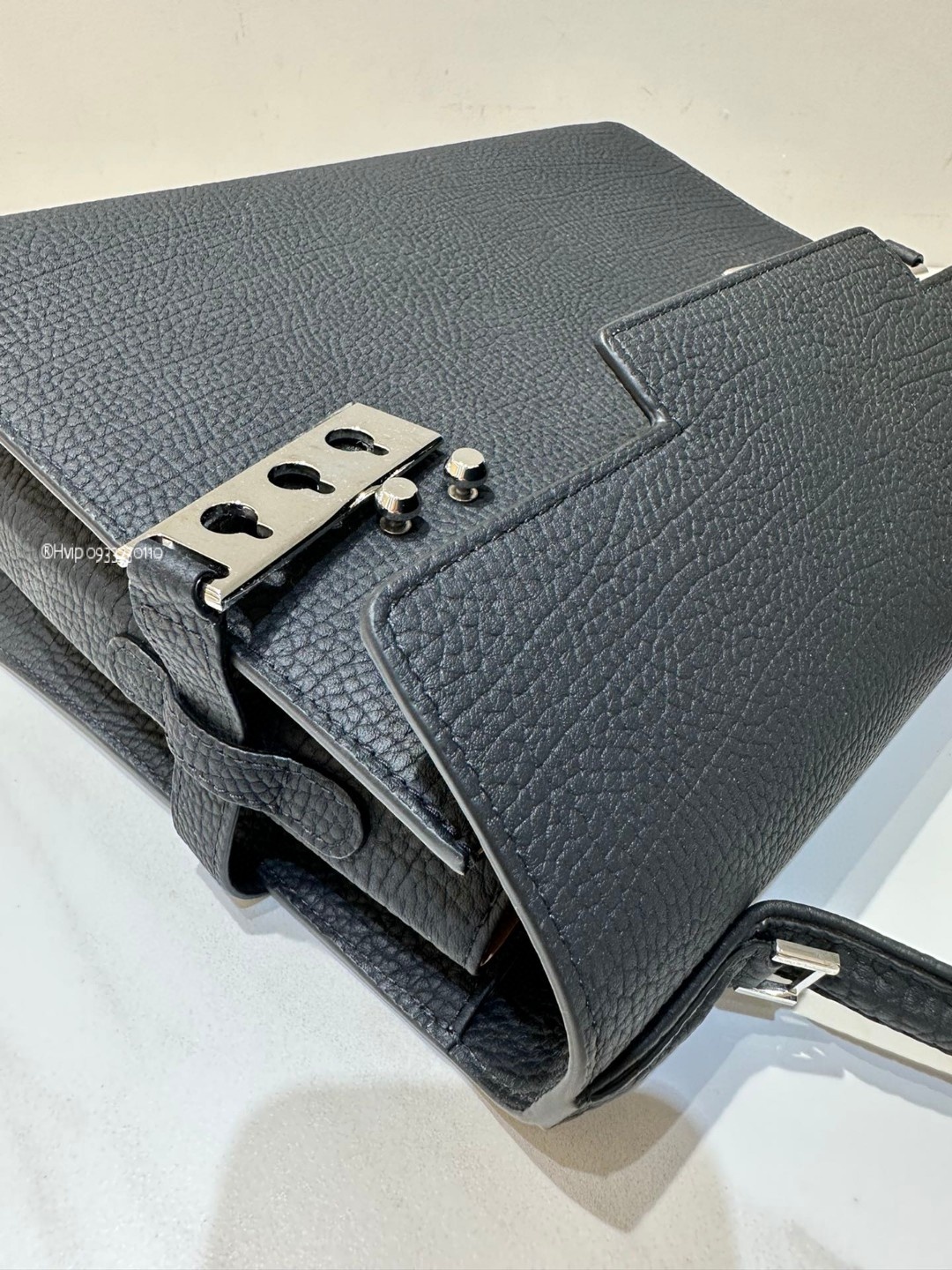 Delvaux Tempête MM in Crispy Calf AA0611AMF black PHW