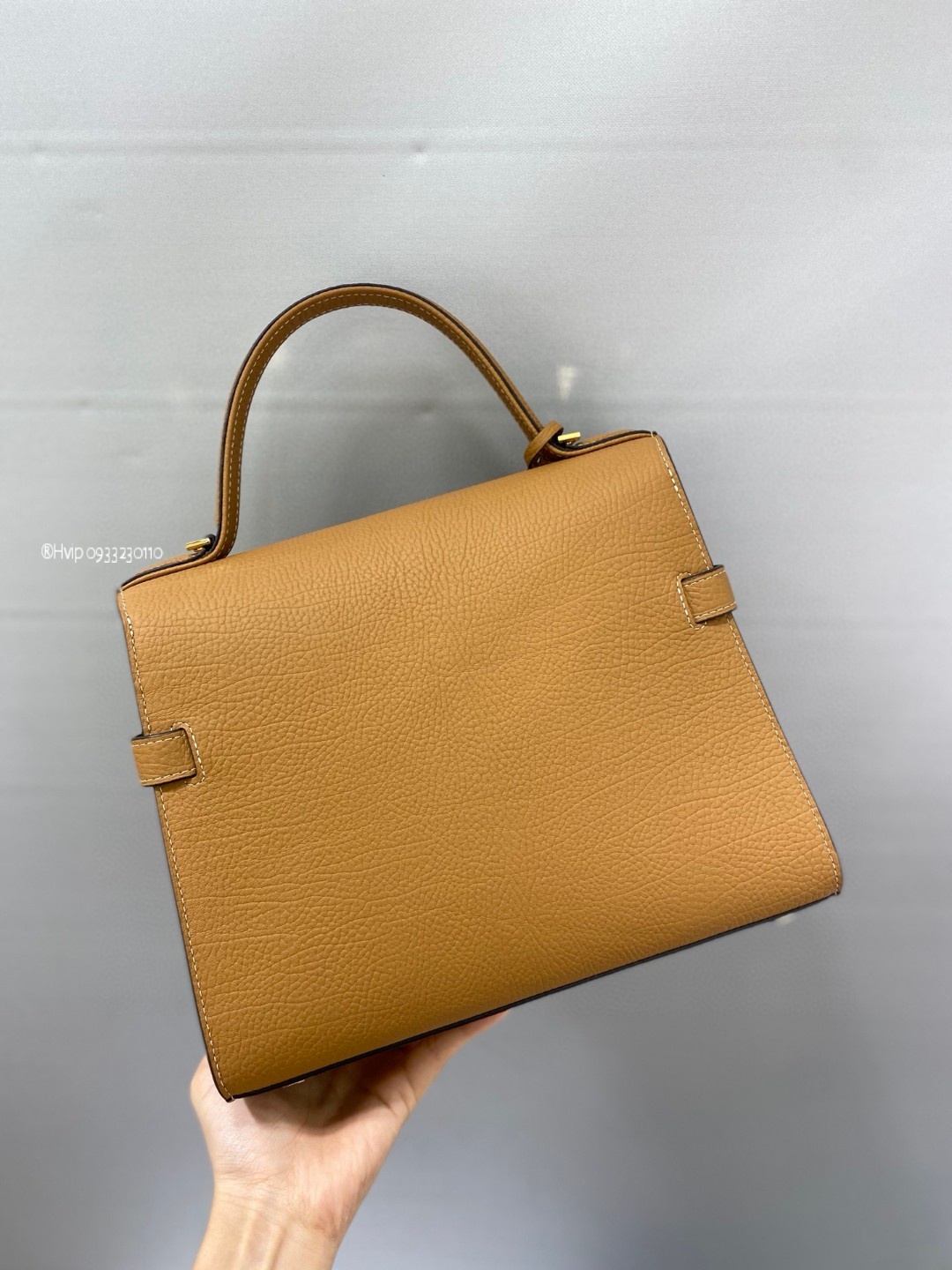 Delvaux Tempête MM in Crispy Calf AA0611AMF0ADNDO Vegetal - Ivory