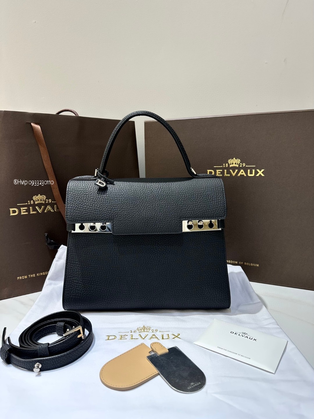 Delvaux Tempête MM in Crispy Calf AA0611AMF black PHW