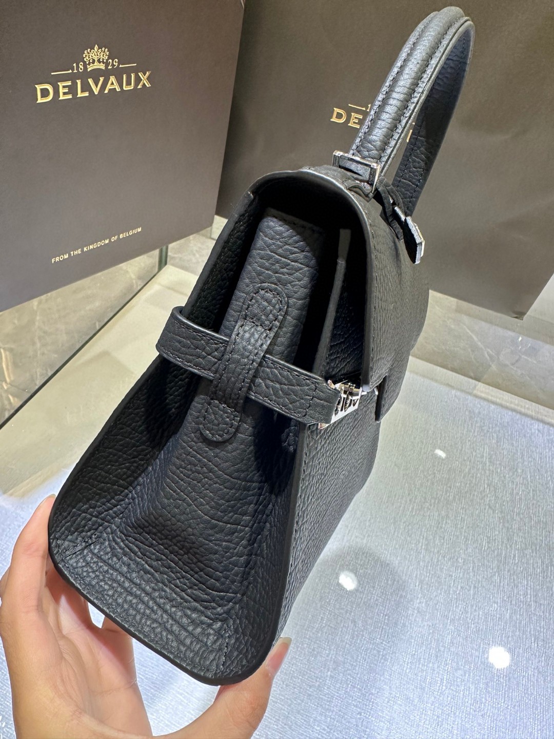 Delvaux Tempête PM in Crispy Calf leather AA0612AMF Black PHW