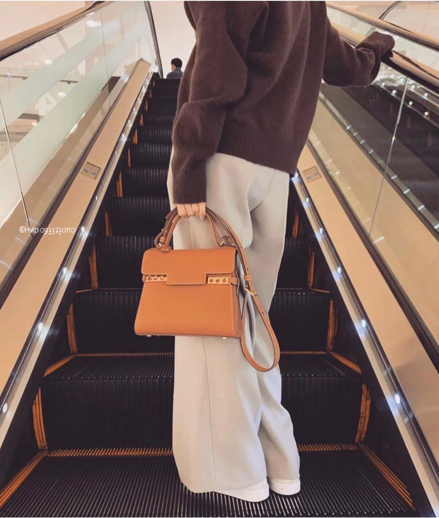 Delvaux Tempête PM in Crispy Calf leather AA0612AMF0ADNDO Vegetal - Ivory