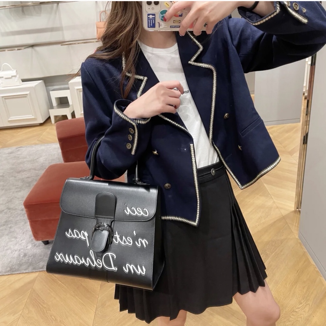 Delvaux L'Humour MM in Box Calf AA0661AAM099ZPN black