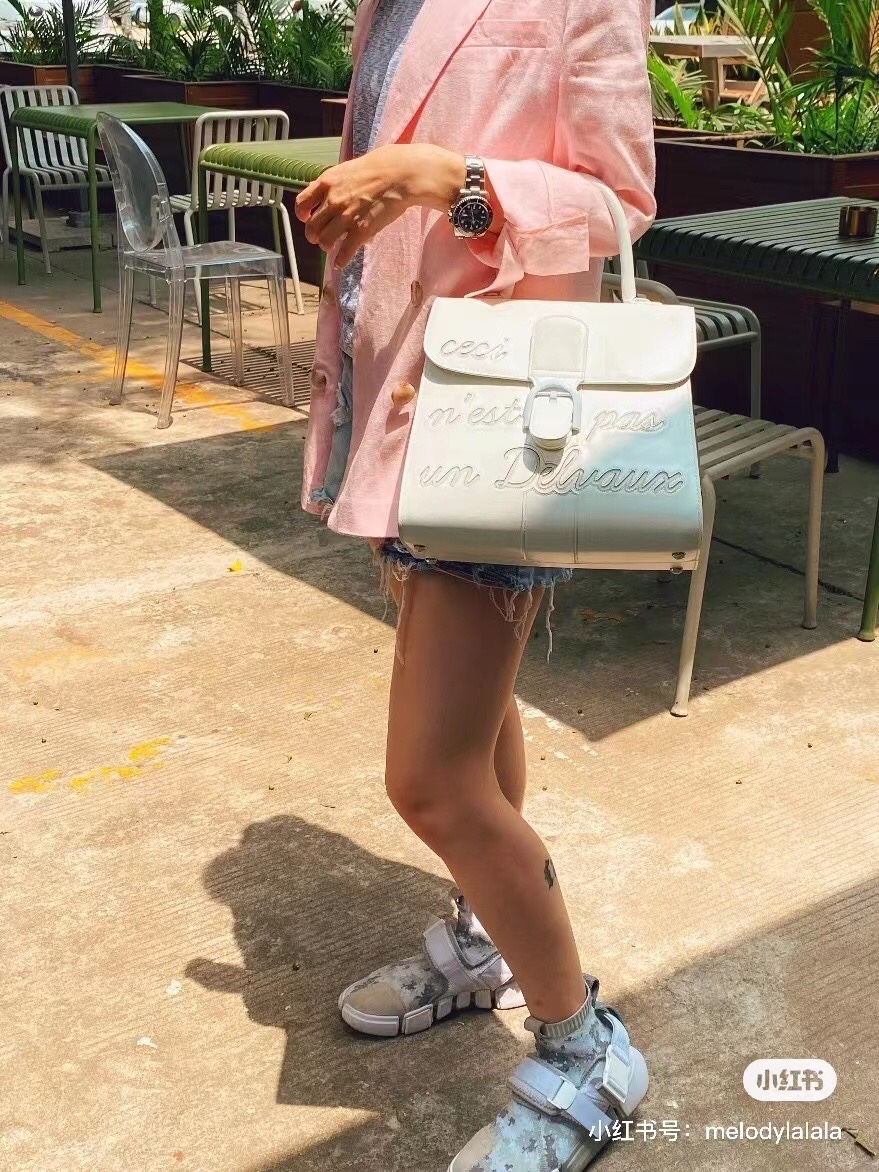 Delvaux L'Humour MM in Box Calf AA0661AAM white