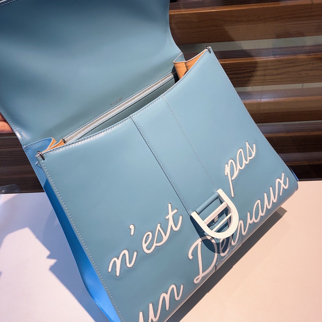 Delvaux L'Humour MM in Box Calf AA0661AAM