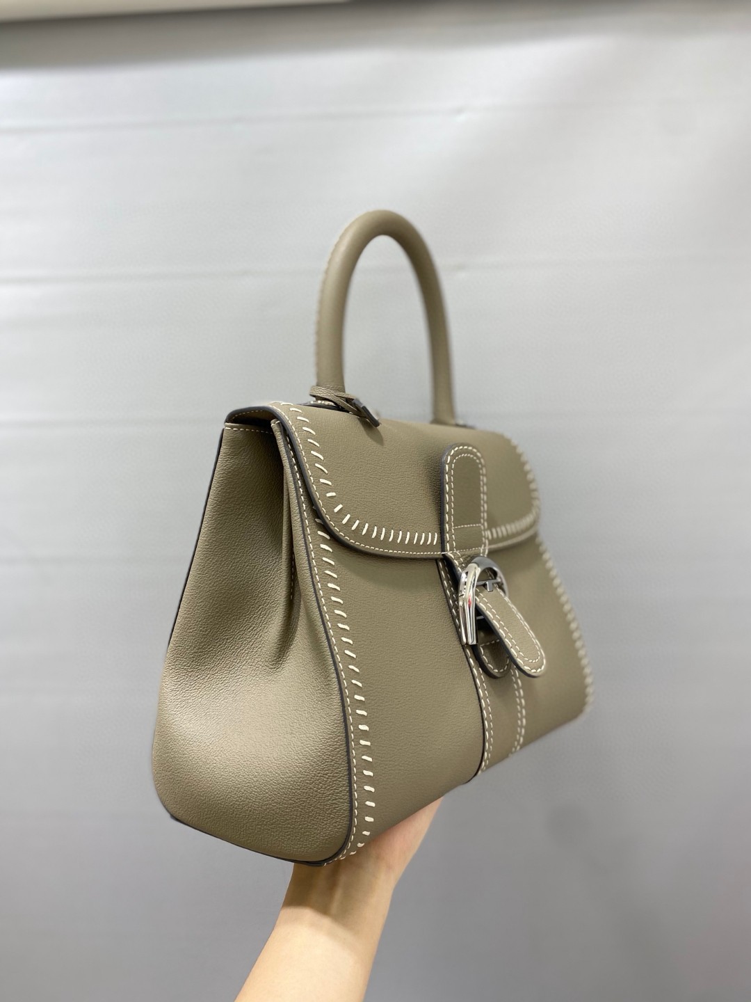 Delvaux Brillant MM Flywheel 2021 grey