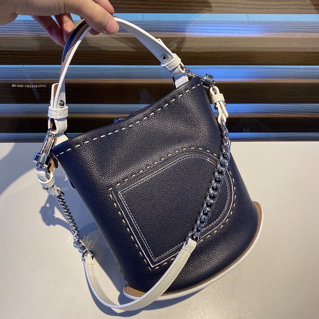 Delvaux Pin Mini Bucket Surpiquéen Taurillon Soft AA0607ATT blue