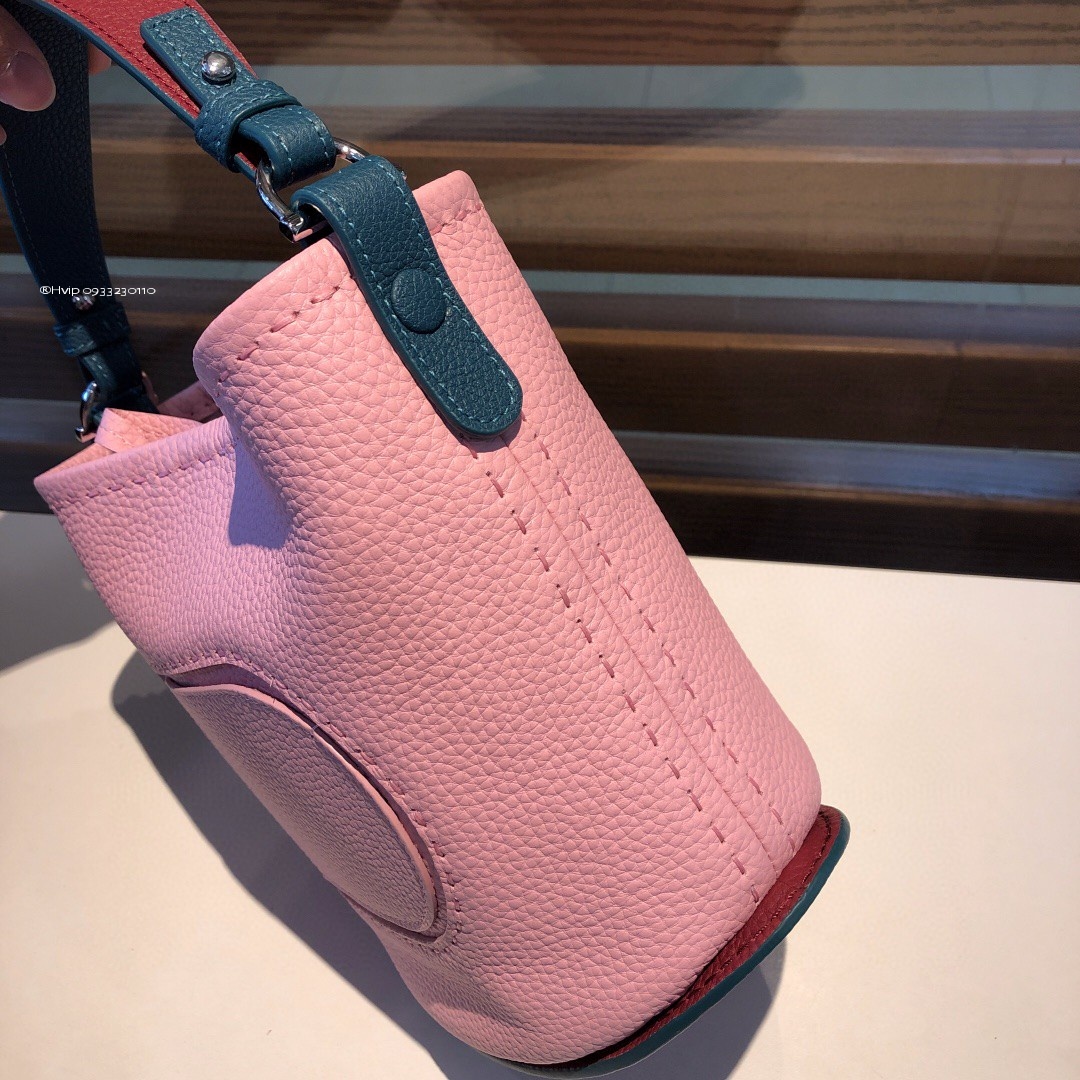 Delvaux Pin Mini Bucket Surpiquéen Taurillon Soft AA0607ATT pink