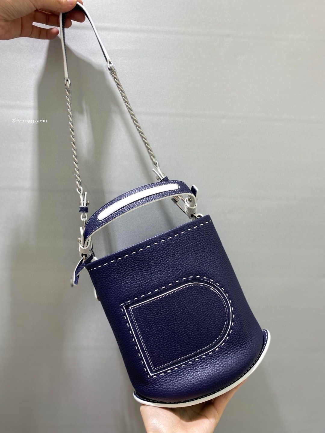 Delvaux Pin Mini Bucket Surpiquéen Taurillon Soft AA0607ATT blue
