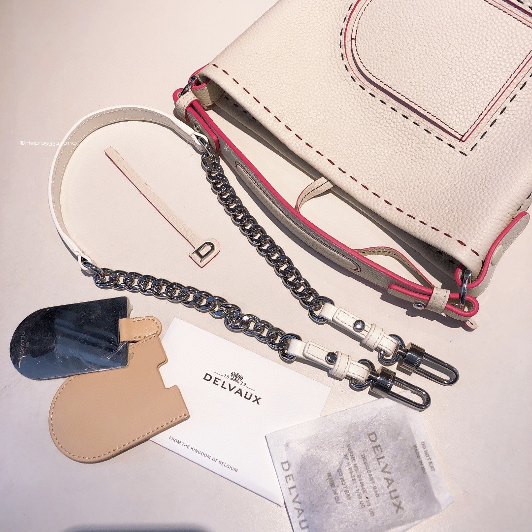 Delvaux Pin Mini Bucket Surpiquéen Taurillon Soft AA0607ATT0ADNDO white