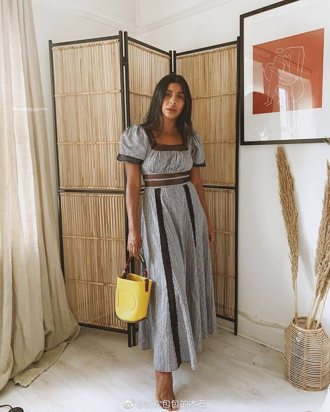 Delvaux Pin Mini Bucket Surpiquéen Taurillon Soft AA0607ATT0ADNDO yellow